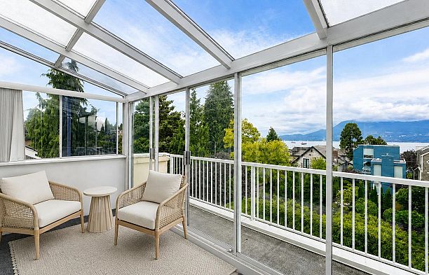 4438 W 4th Avenue Point Grey