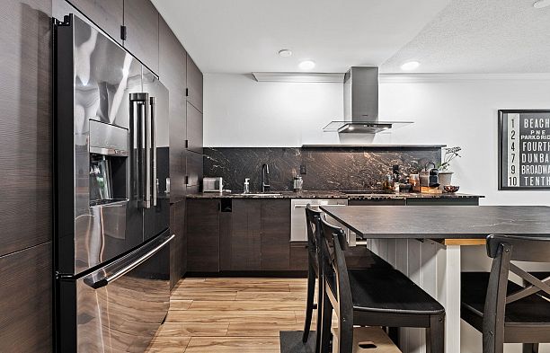 106 1710 W 13th Avenue Fairview VW