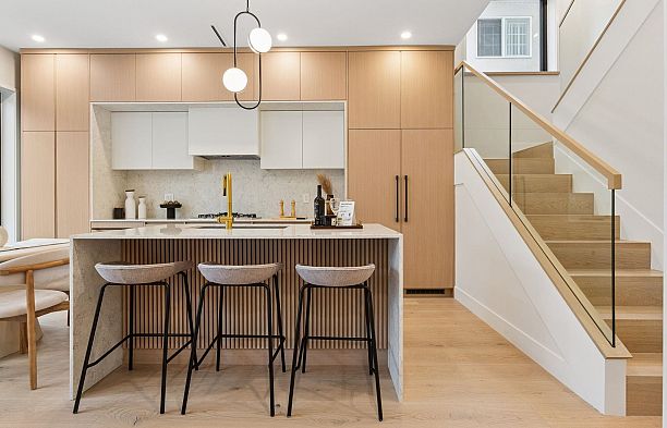 2 448 W 20th Avenue Cambie