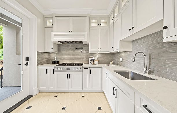 4347 W 9th Avenue Point Grey