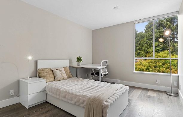201 2140 Briar Avenue Quilchena