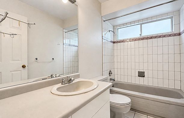 4438 W 4th Avenue Point Grey