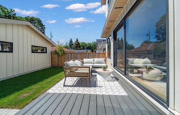2 448 W 20th Avenue Cambie