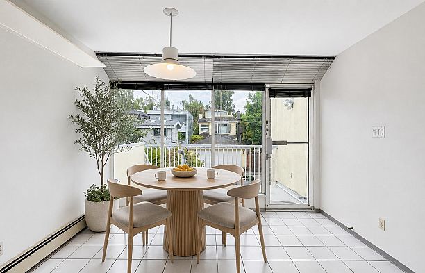 4438 W 4th Avenue Point Grey
