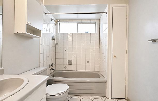 4438 W 4th Avenue Point Grey