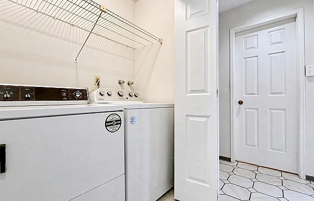 4438 W 4th Avenue Point Grey