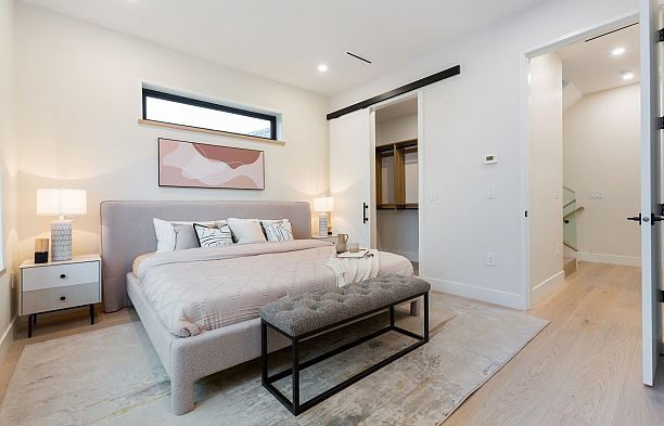 2 448 W 20th Avenue Cambie