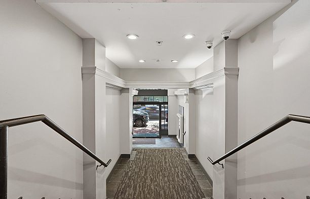 403 233 Abbott Street Downtown VW