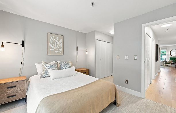 108 2020 W 8th Avenue Kitsilano