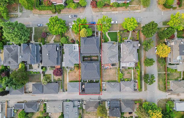 2 1958 W 60th Avenue S.W. Marine