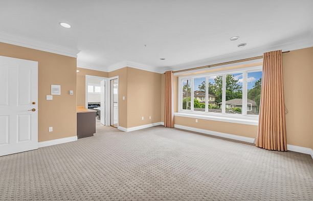 2498 W 22nd Avenue Arbutus