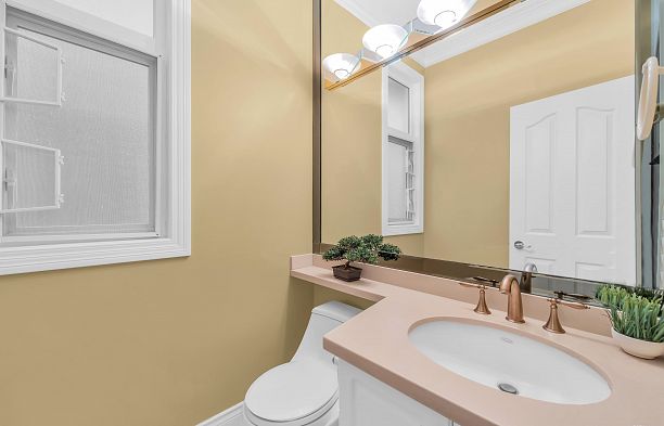 2498 W 22nd Avenue Arbutus