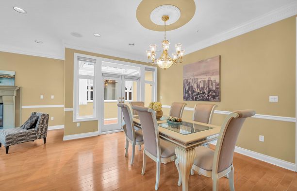 2498 W 22nd Avenue Arbutus