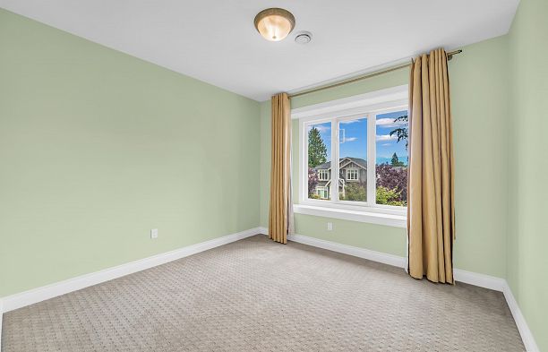 2498 W 22nd Avenue Arbutus