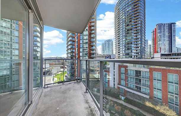905 58 Keefer Place Downtown VW