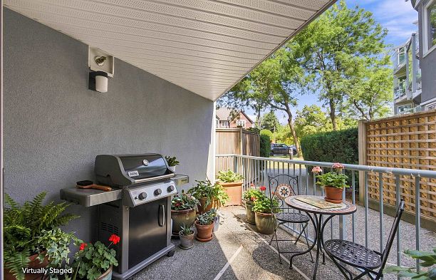 108 2020 W 8th Avenue Kitsilano