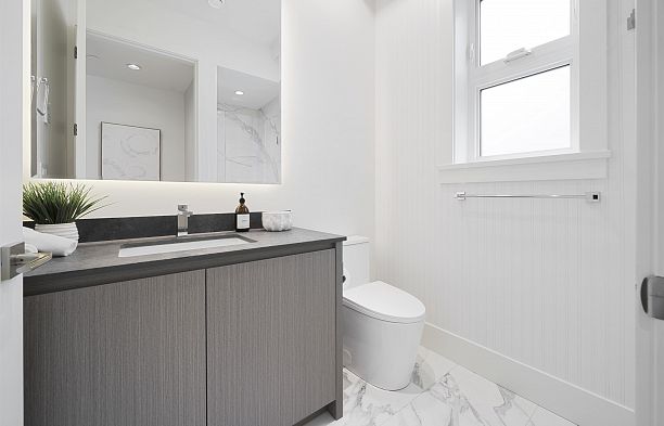 2 1958 W 60th Avenue S.W. Marine