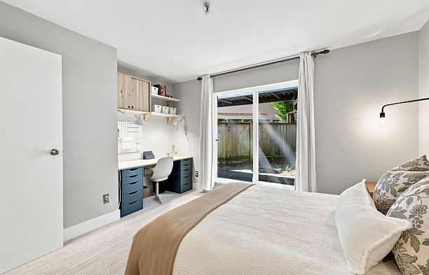 108 2020 W 8th Avenue Kitsilano