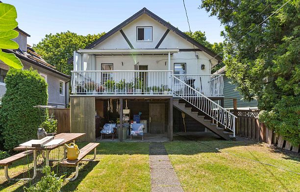 461 W 18th Avenue Cambie