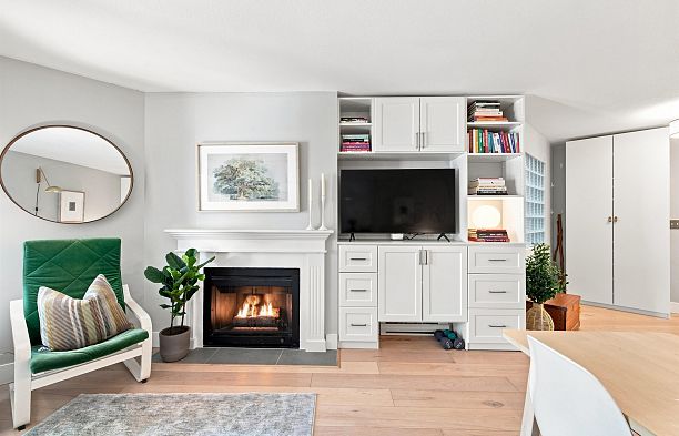 108 2020 W 8th Avenue Kitsilano