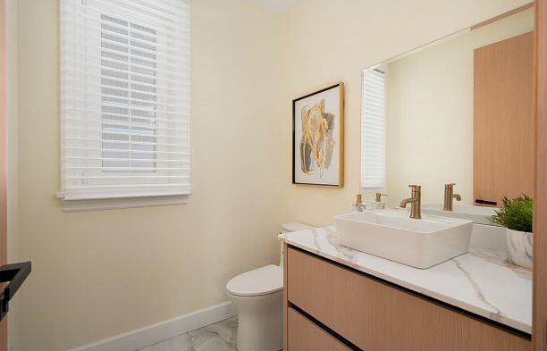 1 4503 W 15th Avenue Point Grey