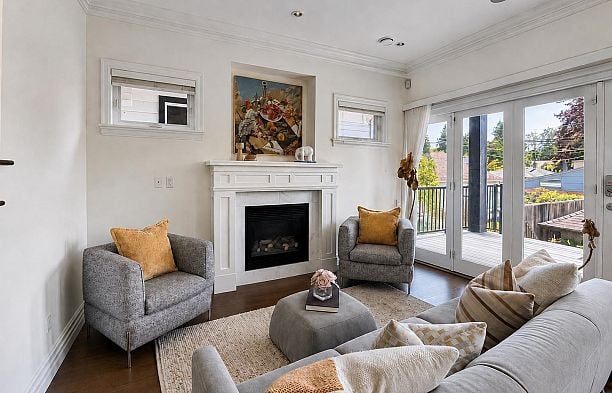 4042 W 20th Avenue Dunbar