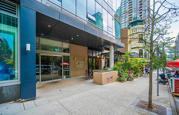 1408 888 Homer Street Downtown VW