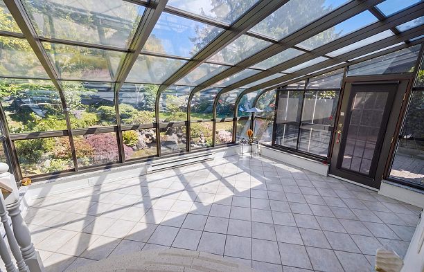 2727 W 36th Avenue MacKenzie Heights