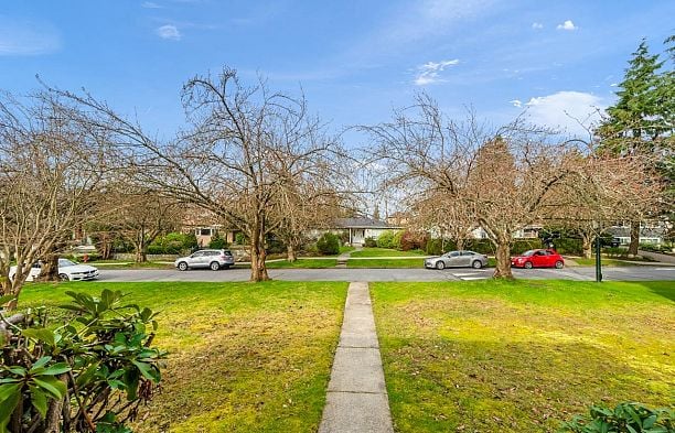 6872 Heather Street South Cambie