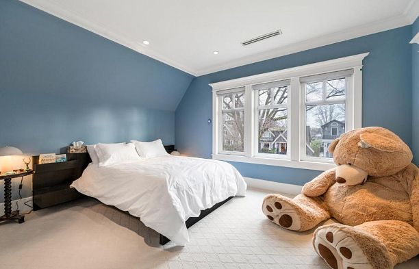 2979 W 31st Avenue MacKenzie Heights