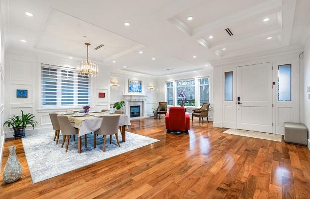 2979 W 31st Avenue MacKenzie Heights