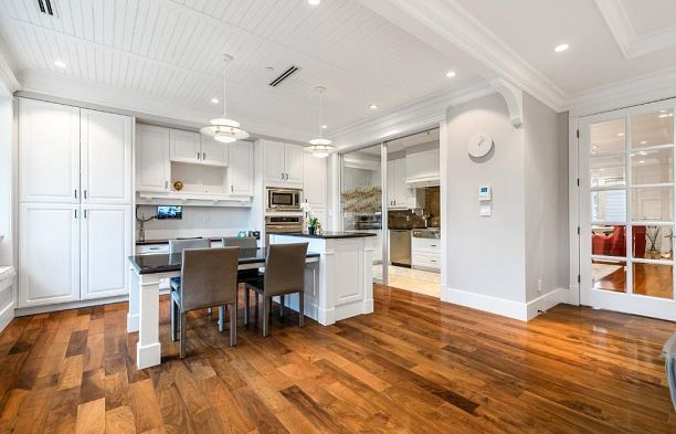 2979 W 31st Avenue MacKenzie Heights