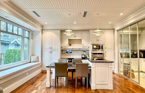 2979 W 31st Avenue MacKenzie Heights