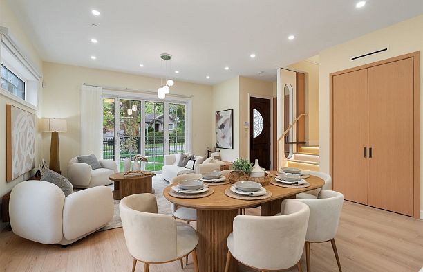 2 4503 W 15th Avenue Point Grey
