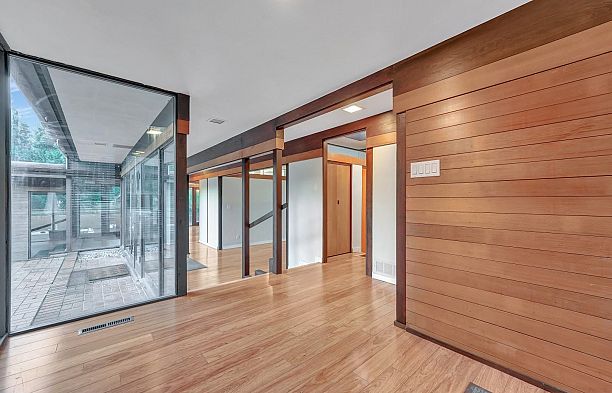4290 Salish Drive University VW