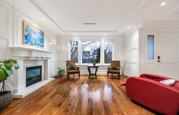 2979 W 31st Avenue MacKenzie Heights