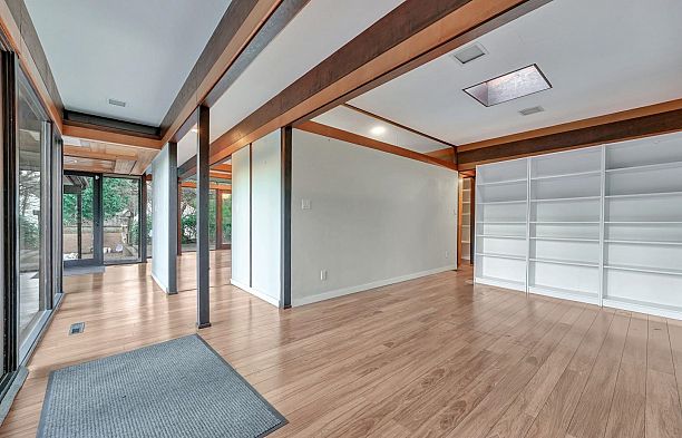 4290 Salish Drive University VW