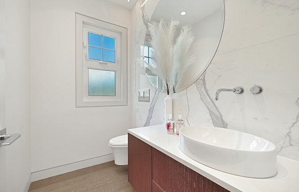 1407 W 33rd Avenue Shaughnessy