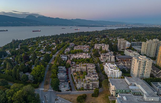 602 6080 Iona Drive University VW