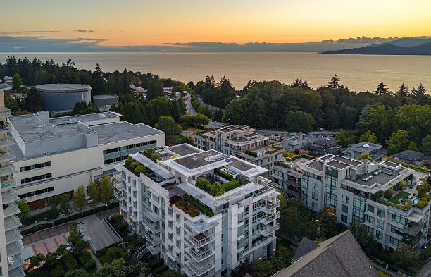 602 6080 Iona Drive University VW