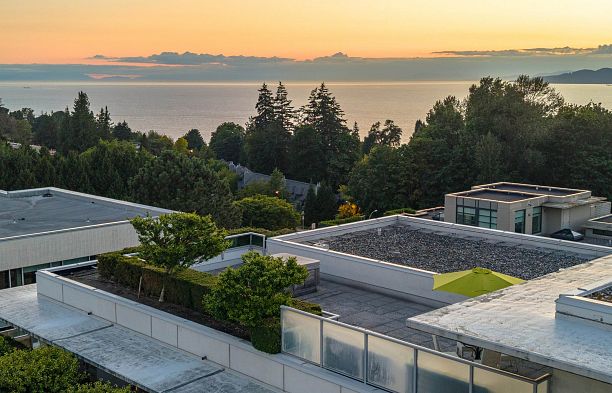 602 6080 Iona Drive University VW