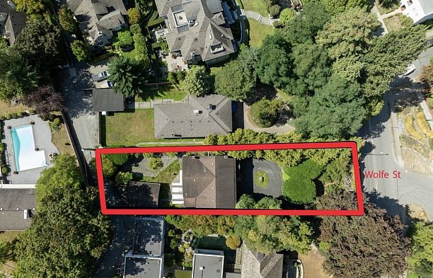 1270 Wolfe Avenue Shaughnessy