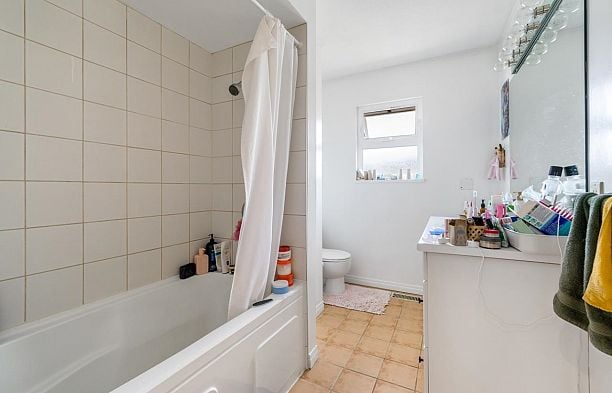 3488 Highbury Street Dunbar