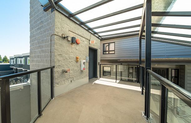 302 3788 W 10th Avenue Point Grey