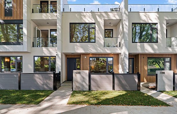 3 1491 Devonshire Crescent Shaughnessy