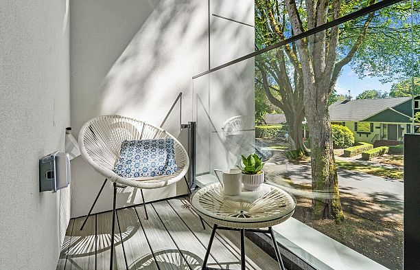 3 1491 Devonshire Crescent Shaughnessy