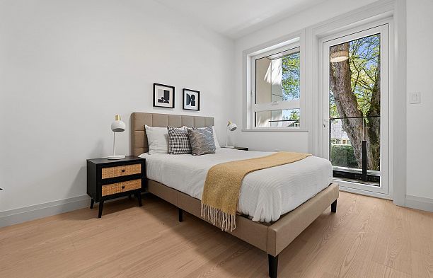 4 1491 Devonshire Crescent Shaughnessy