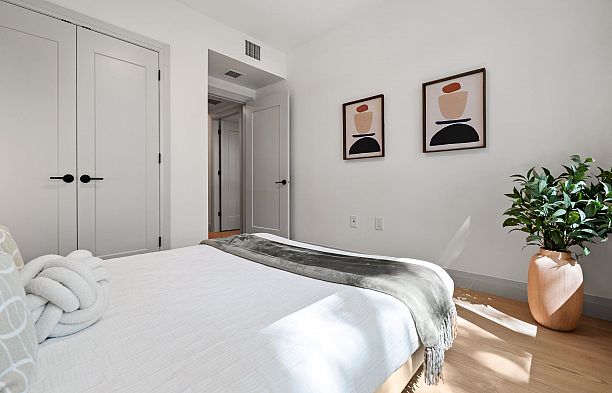 4 1491 Devonshire Crescent Shaughnessy
