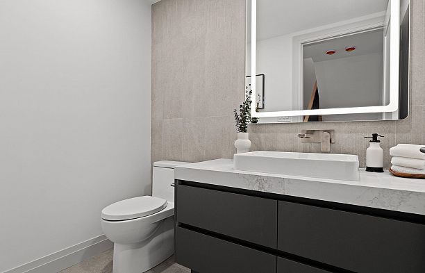 3 1491 Devonshire Crescent Shaughnessy