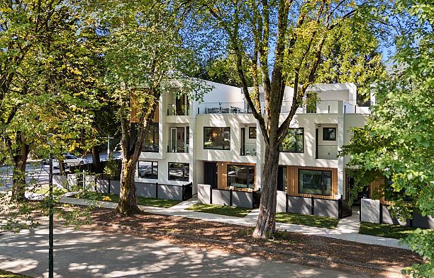 3 1491 Devonshire Crescent Shaughnessy